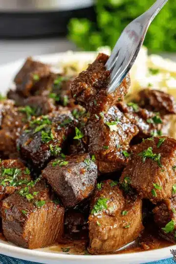 Slow Cooker Garlic Butter Steak Bites