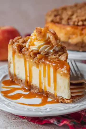 Apple Crisp Cheesecake
