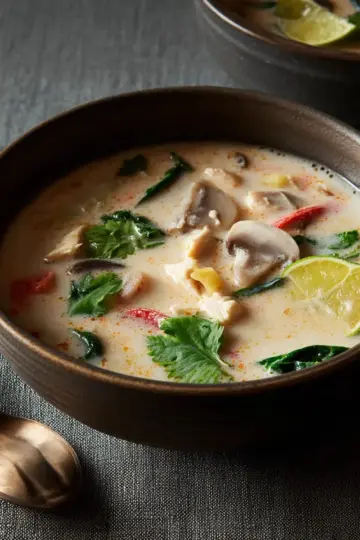 Thai Coconut Chicken Soup (Tom Kha Gai)