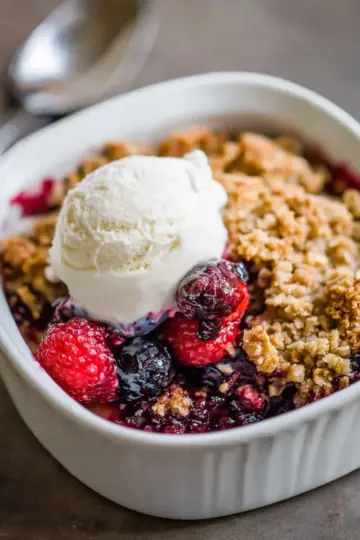 Triple Berry Crisp