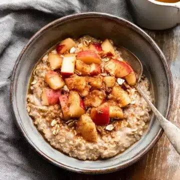 Apple Cinnamon Oatmeal