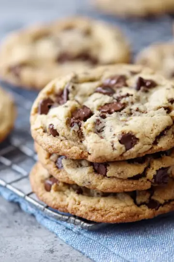 Chewy Chocolate Chip Cookies