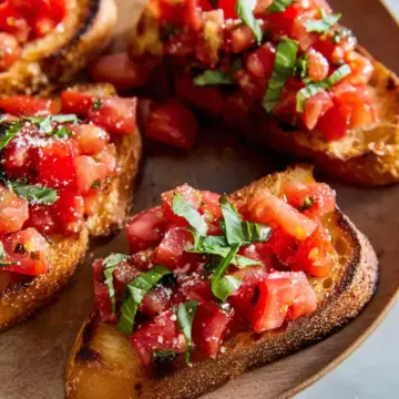 How To Make Fresh & Easy Tomato Bruschetta at Home