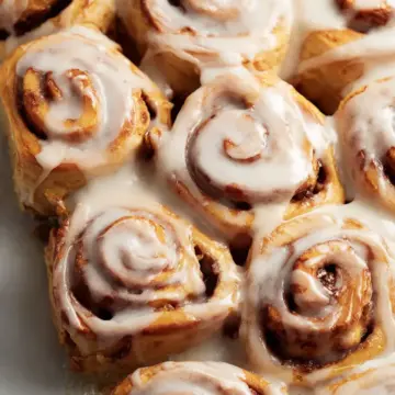 Banana Bread Cinnamon Rolls