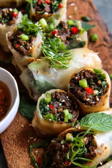 20 Minute Thai Basil Beef Rolls